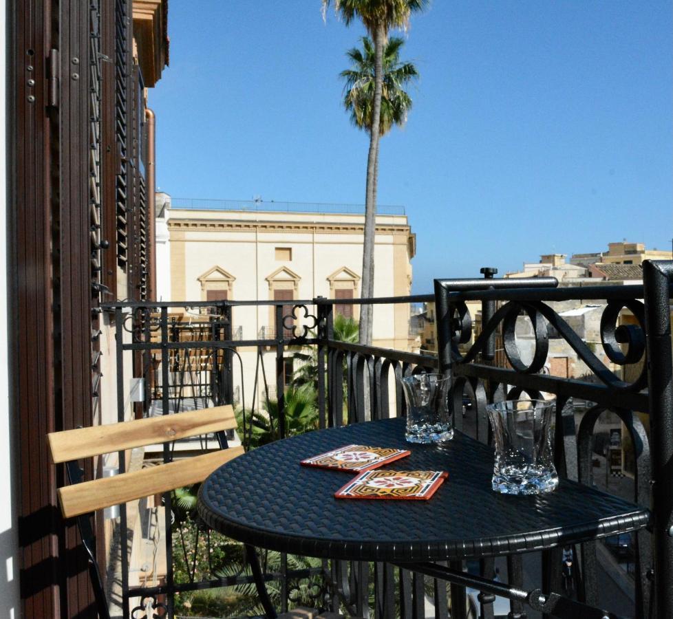 Domus Aleria Deluxe Rooms Sciacca Kültér fotó